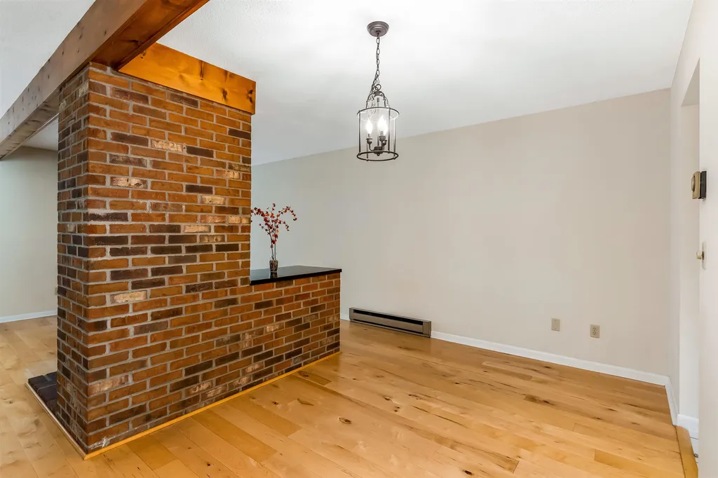 8 Hideaway Lane Williston VT 05495
