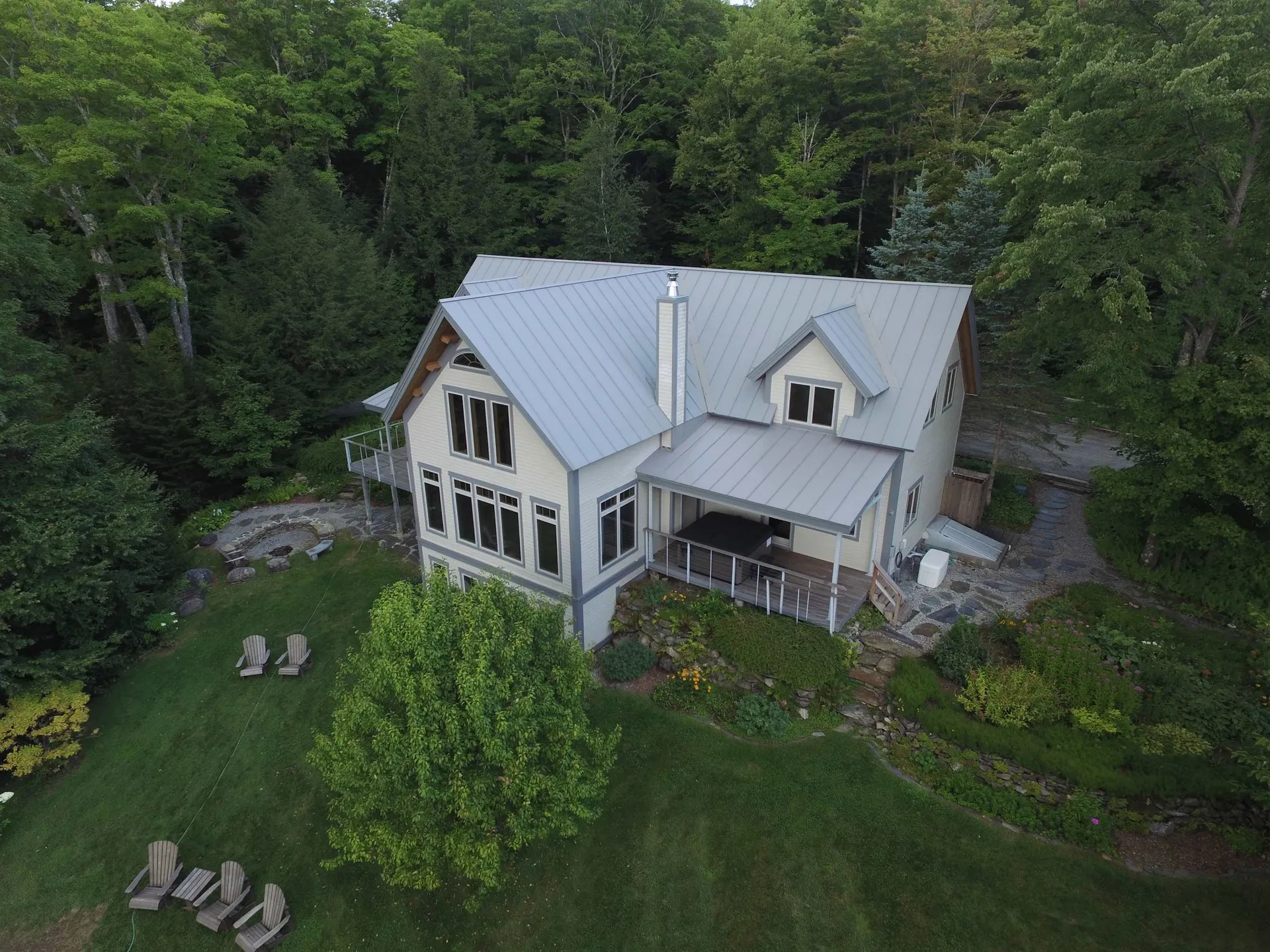 460 Farm Road Fayston VT 05673