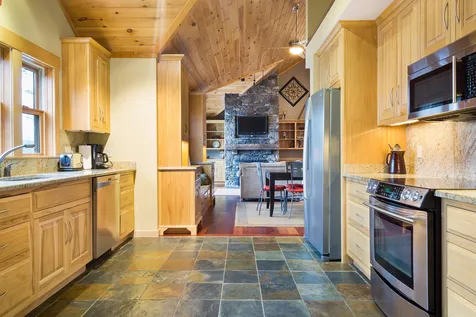335 Slayton Lane Barnet VT 05821