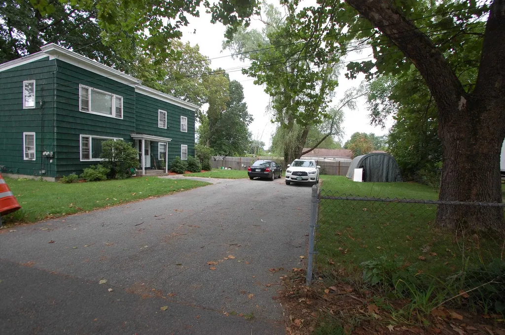 7-9 Harbor Court Nashua NH 03060