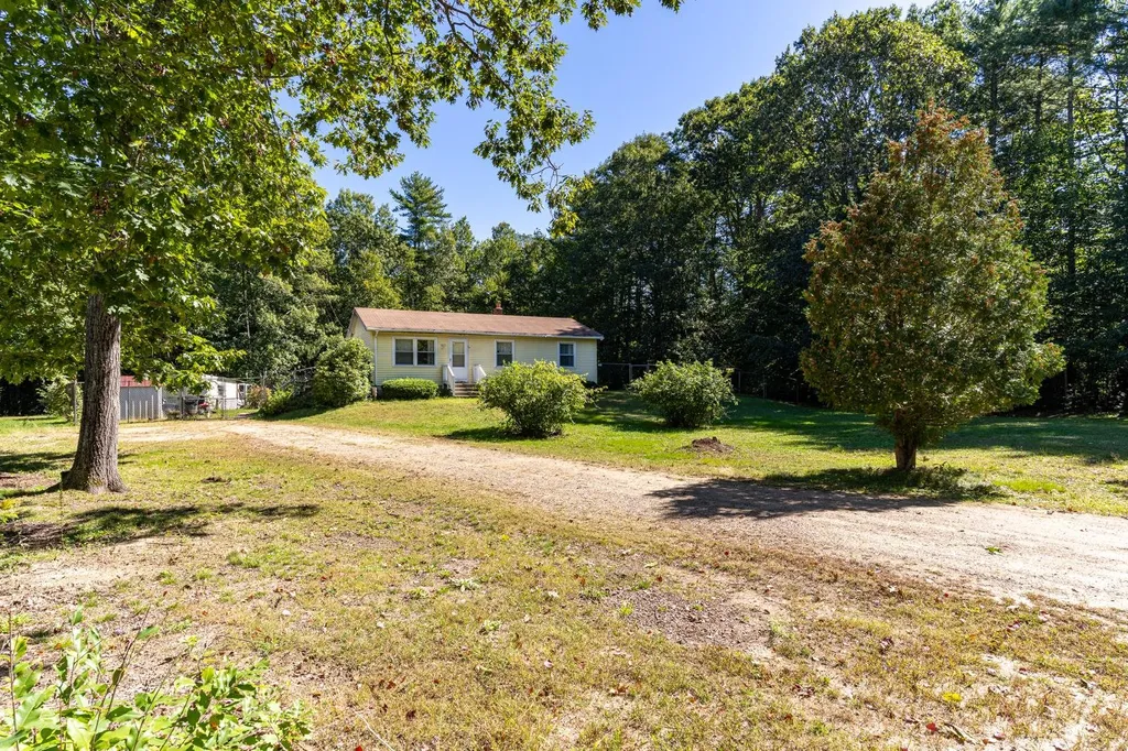 19 Windsor Lane Epping NH 03042-0062