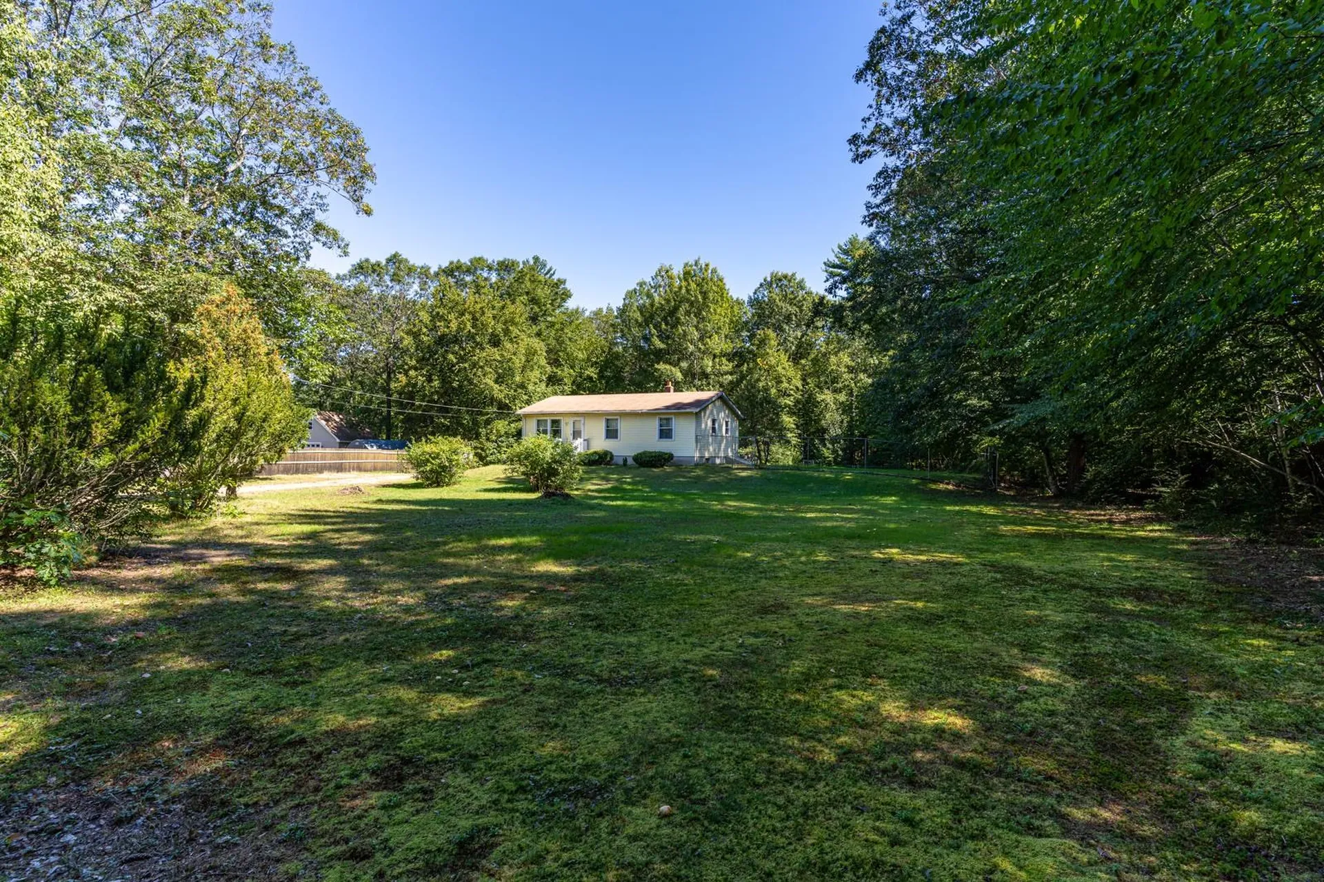 19 Windsor Lane Epping NH 03042-0062