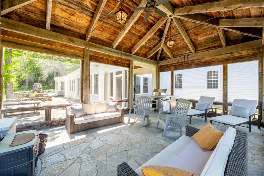 81 Strawberry Hill Road Orford NH 03777
