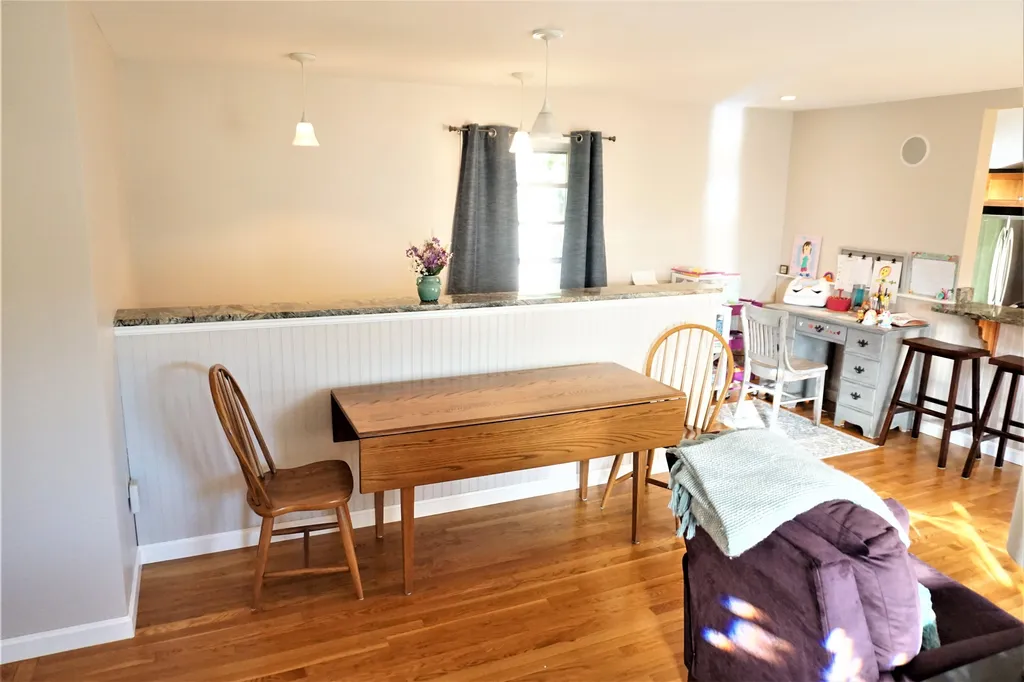 54 Suzanne Drive Portsmouth NH 03801