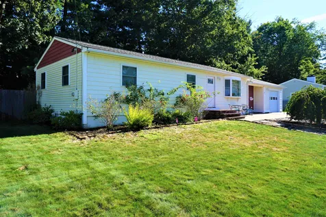 54 Suzanne Drive Portsmouth NH 03801
