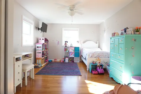 54 Suzanne Drive Portsmouth NH 03801