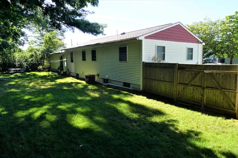 54 Suzanne Drive Portsmouth NH 03801