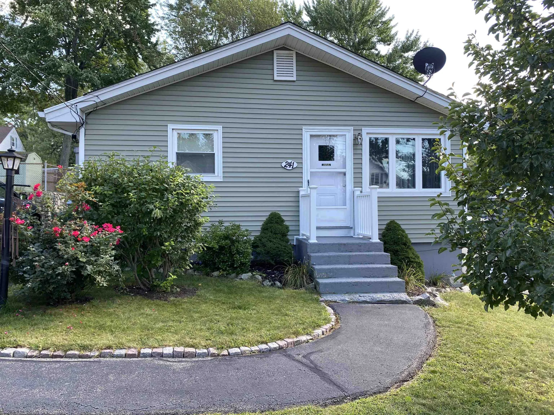 241 Morey Street Manchester NH 03103