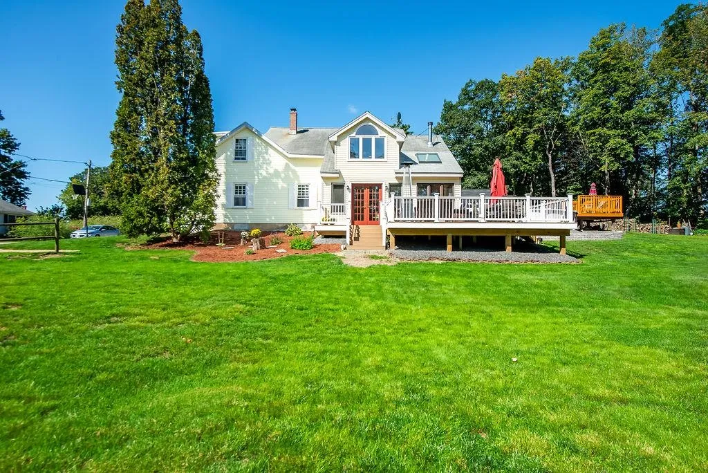 20 Elmwood Avenue Dover NH 03820