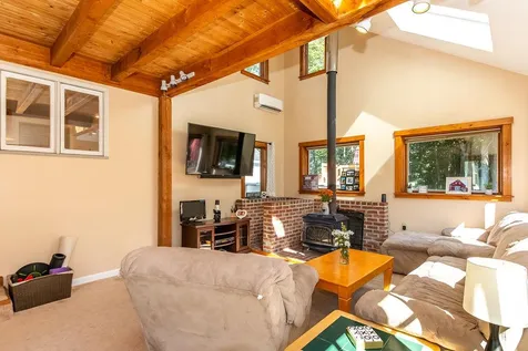 20 Elmwood Avenue Dover NH 03820