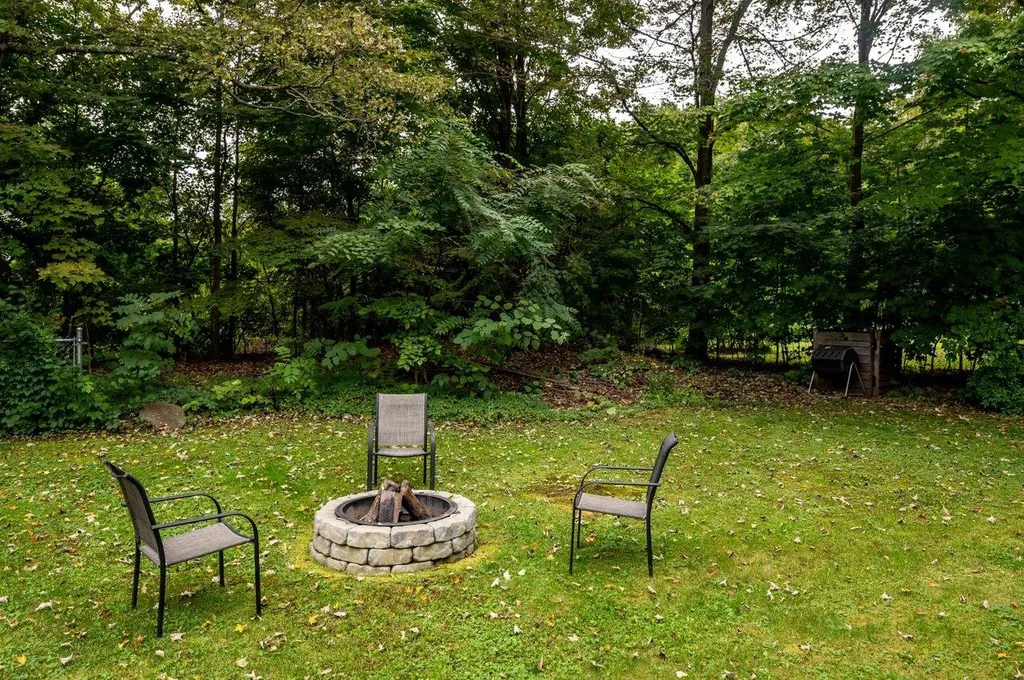 13 Railroad Avenue Newfields NH 03856