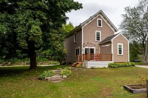 13 Railroad Avenue Newfields NH 03856