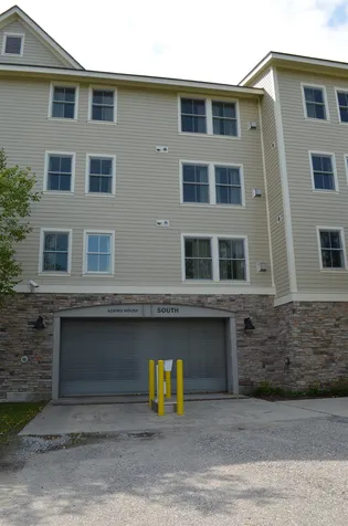 820/822 Q3 Jackson Gore Adams House Ludlow VT 05149
