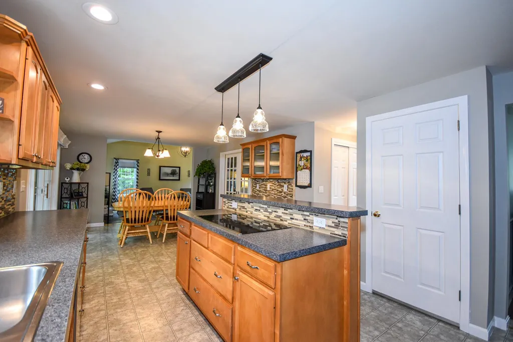 46 Wildewood Lane Dover NH 03820