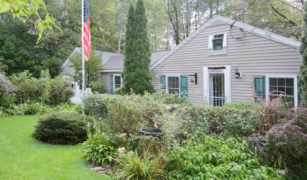 19a Hammond Road Deerfield NH 03037