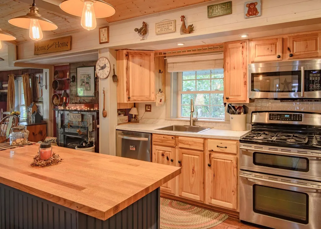 19a Hammond Road Deerfield NH 03037