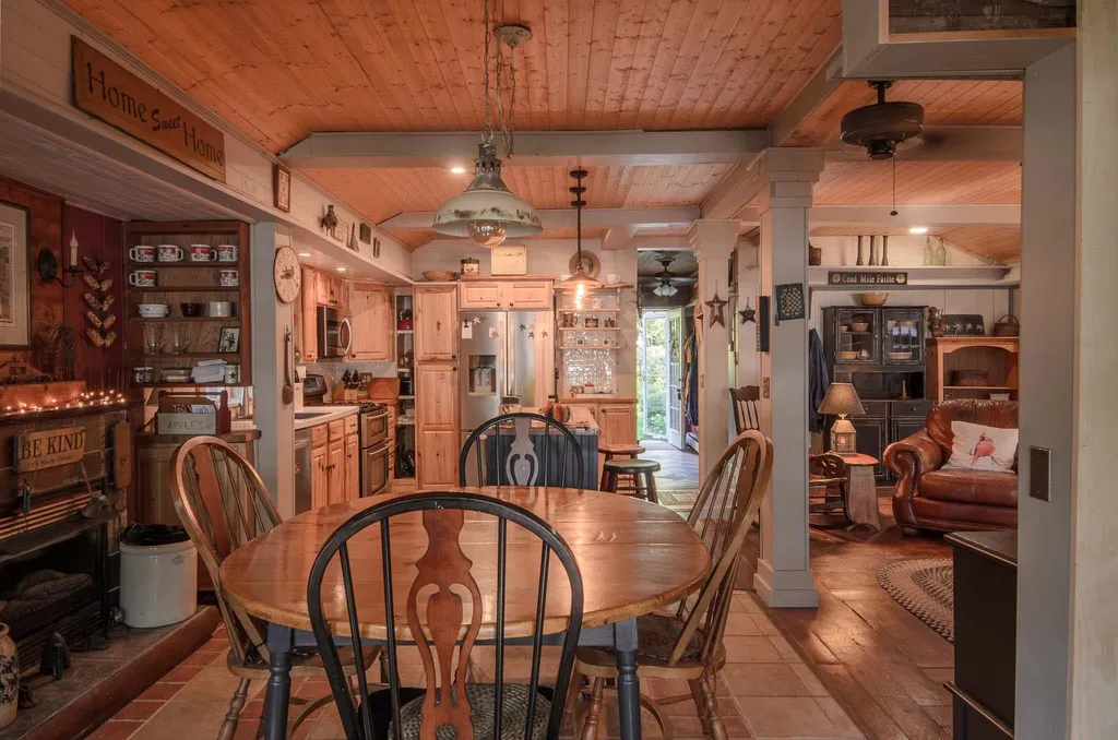 19a Hammond Road Deerfield NH 03037