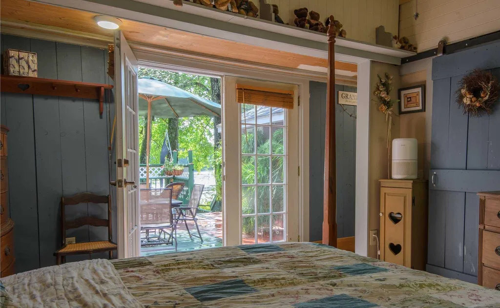 19a Hammond Road Deerfield NH 03037