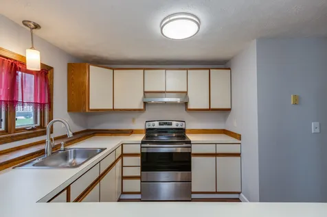 7 Corduroy Road Amherst NH 03031