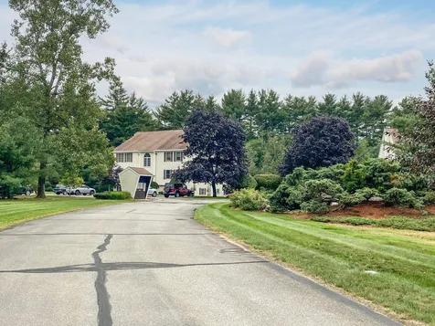 7 Corduroy Road Amherst NH 03031