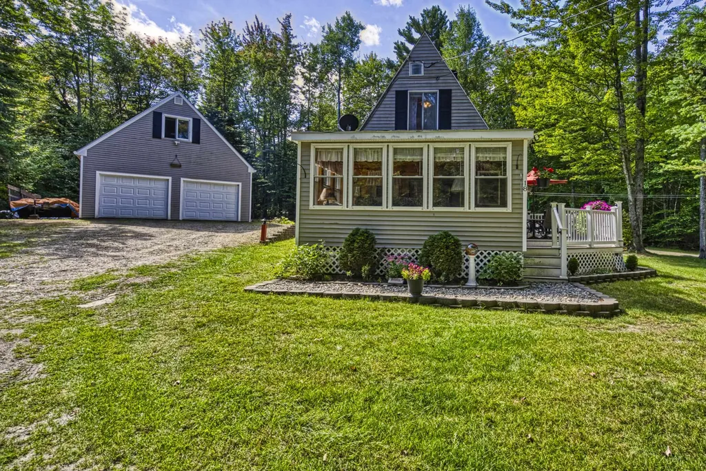 18 Tipping Road Benton NH 03785