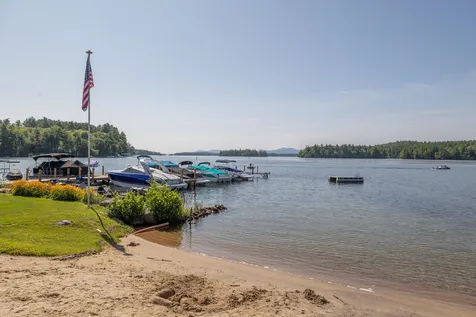 42 Lake Shore Drive Moultonborough NH 03254