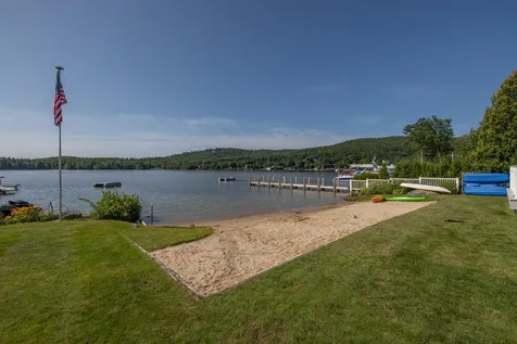 42 Lake Shore Drive Moultonborough NH 03254
