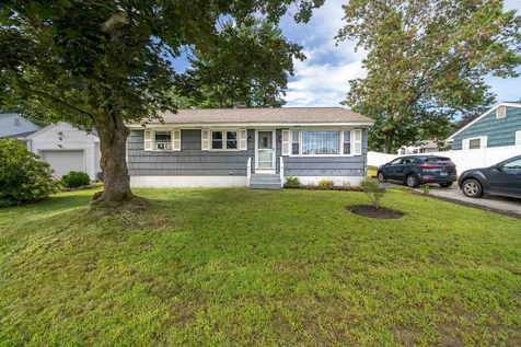 78 Miami Court Manchester NH 03103