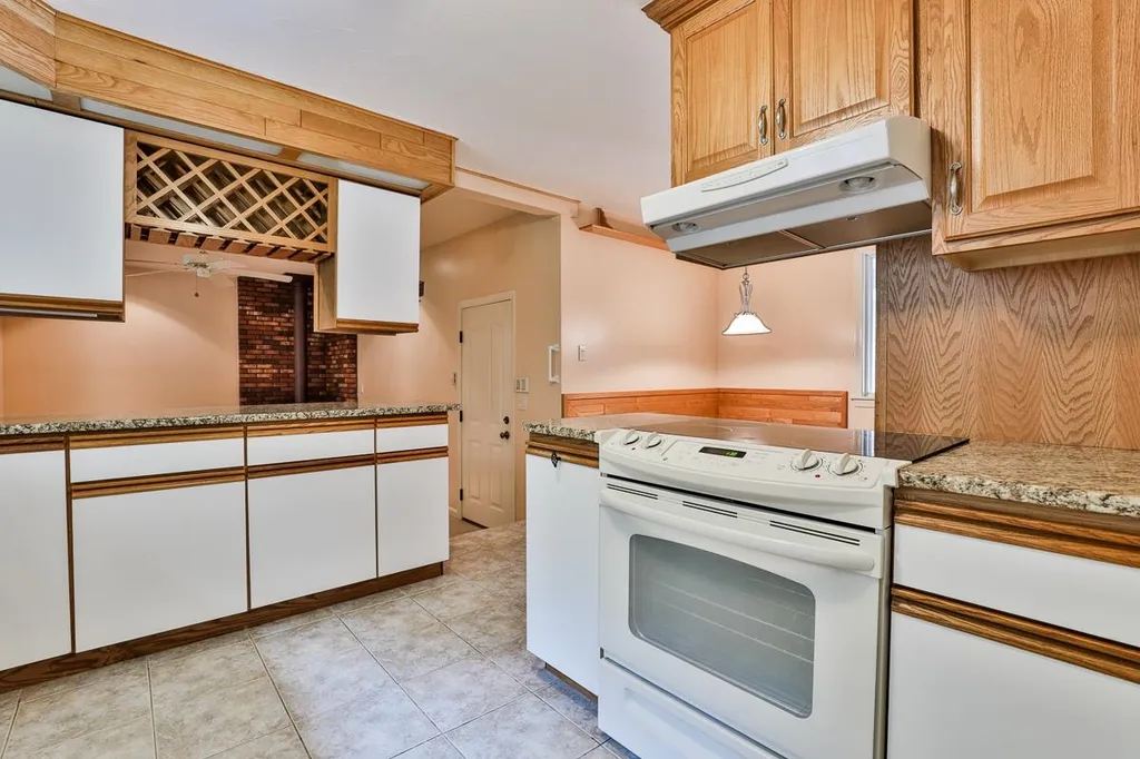 3 Dublin Way Salem NH 03079