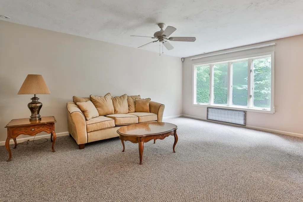 3 Dublin Way Salem NH 03079