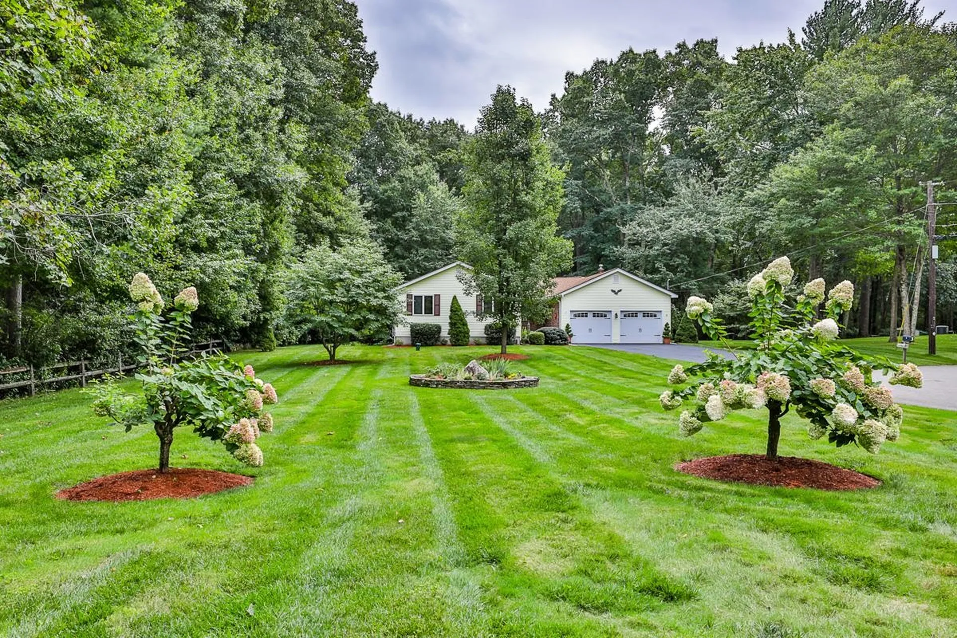 3 Dublin Way Salem NH 03079