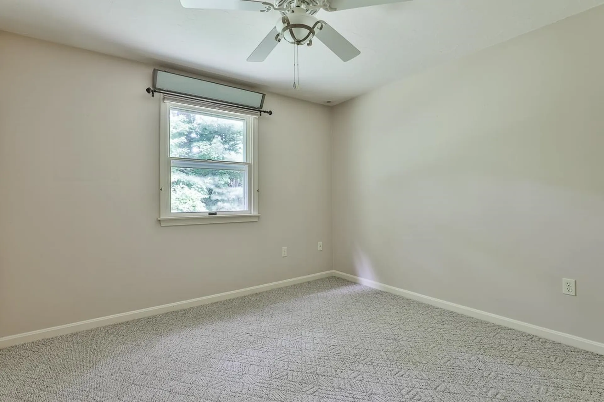 3 Dublin Way Salem NH 03079