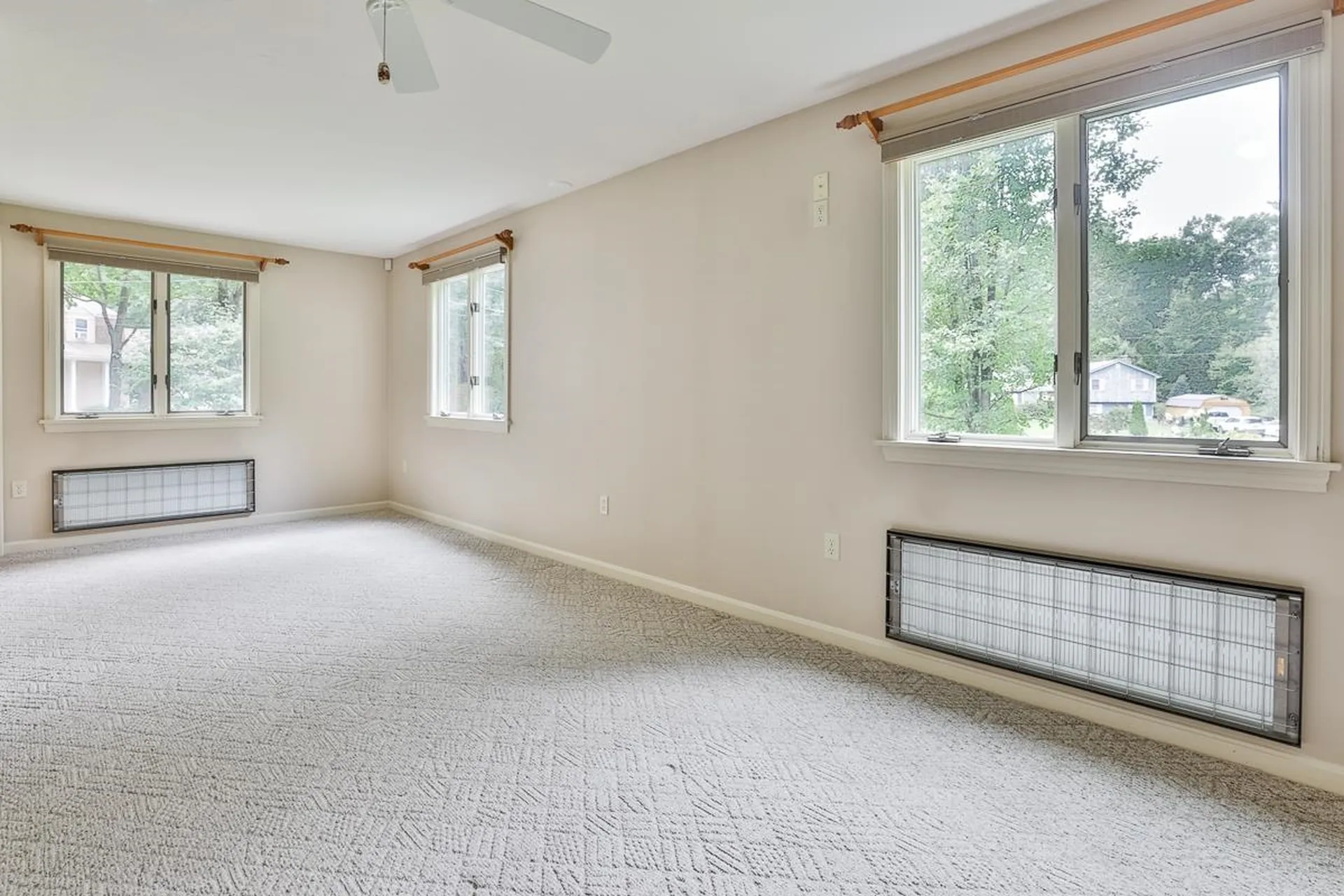 3 Dublin Way Salem NH 03079