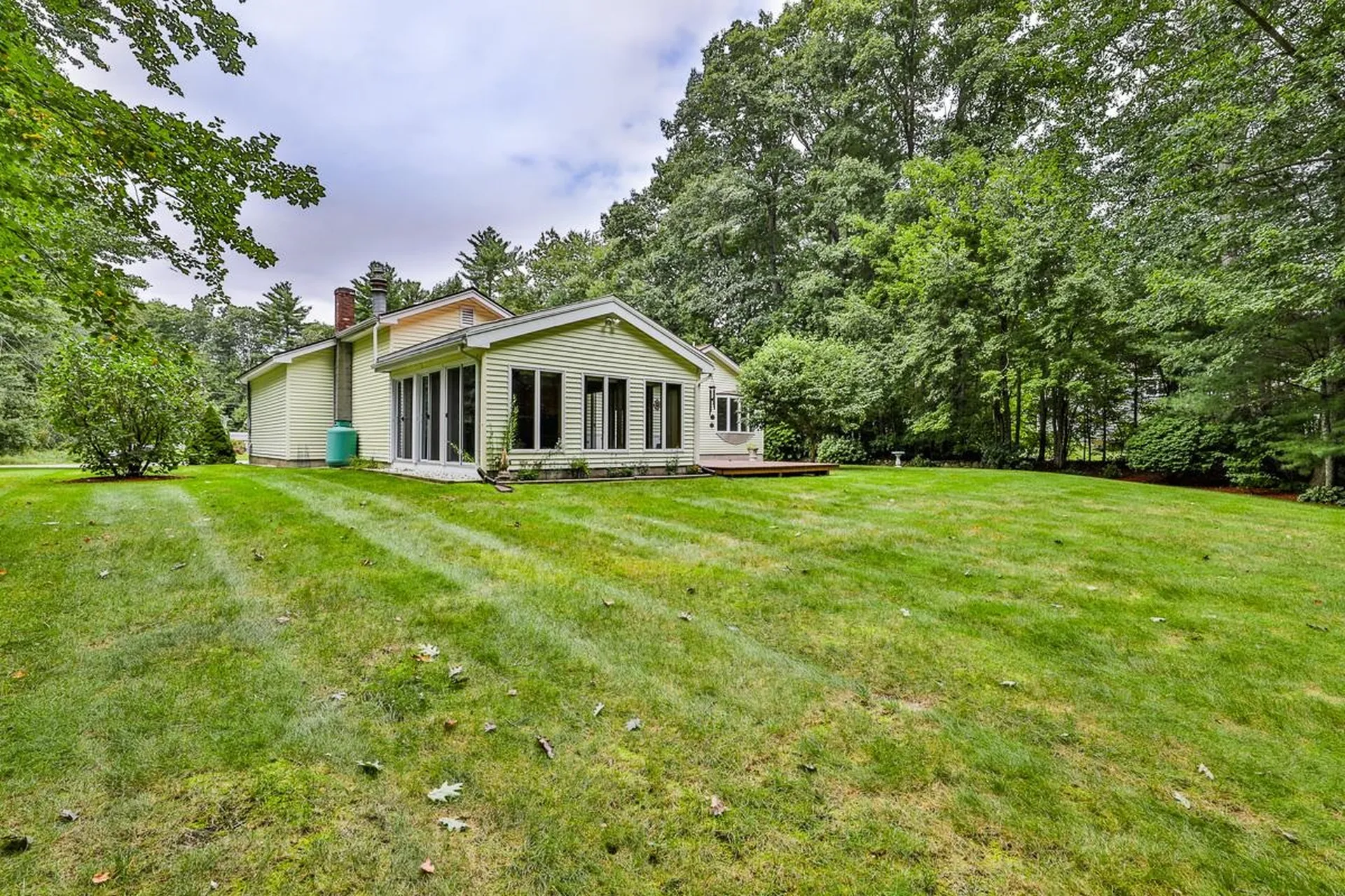 3 Dublin Way Salem NH 03079