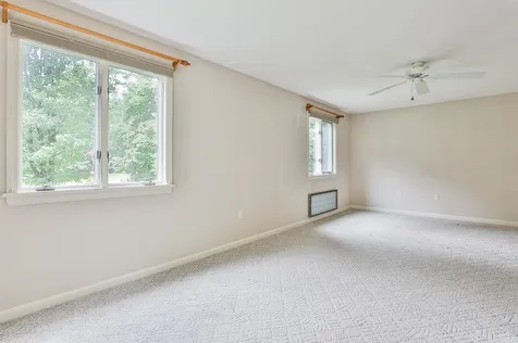 3 Dublin Way Salem NH 03079