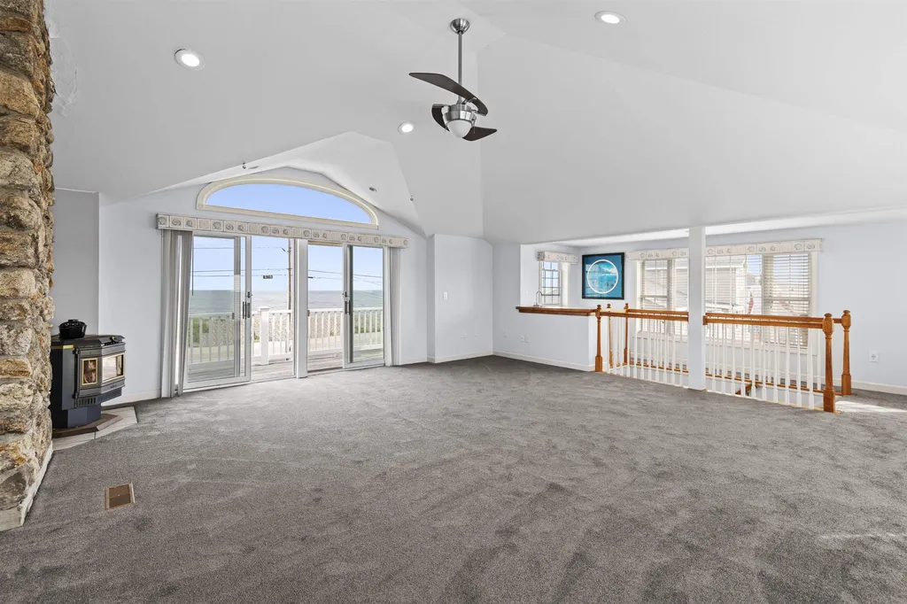 1631 Ocean Boulevard Rye NH 03870
