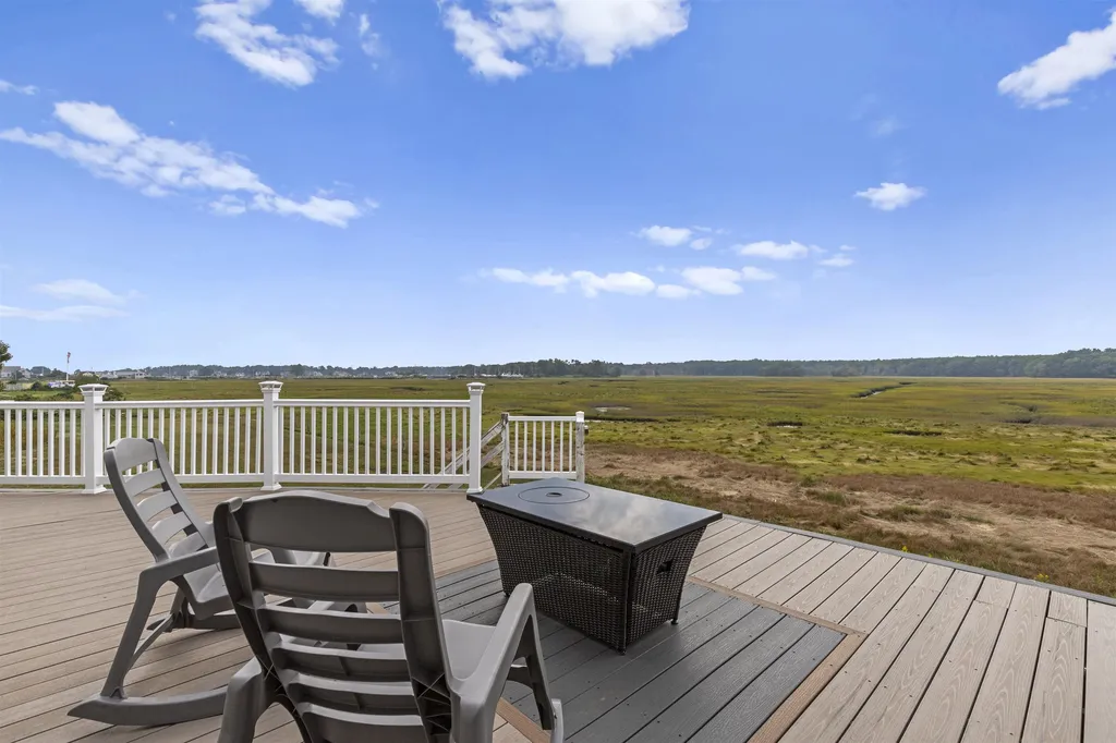 1631 Ocean Boulevard Rye NH 03870