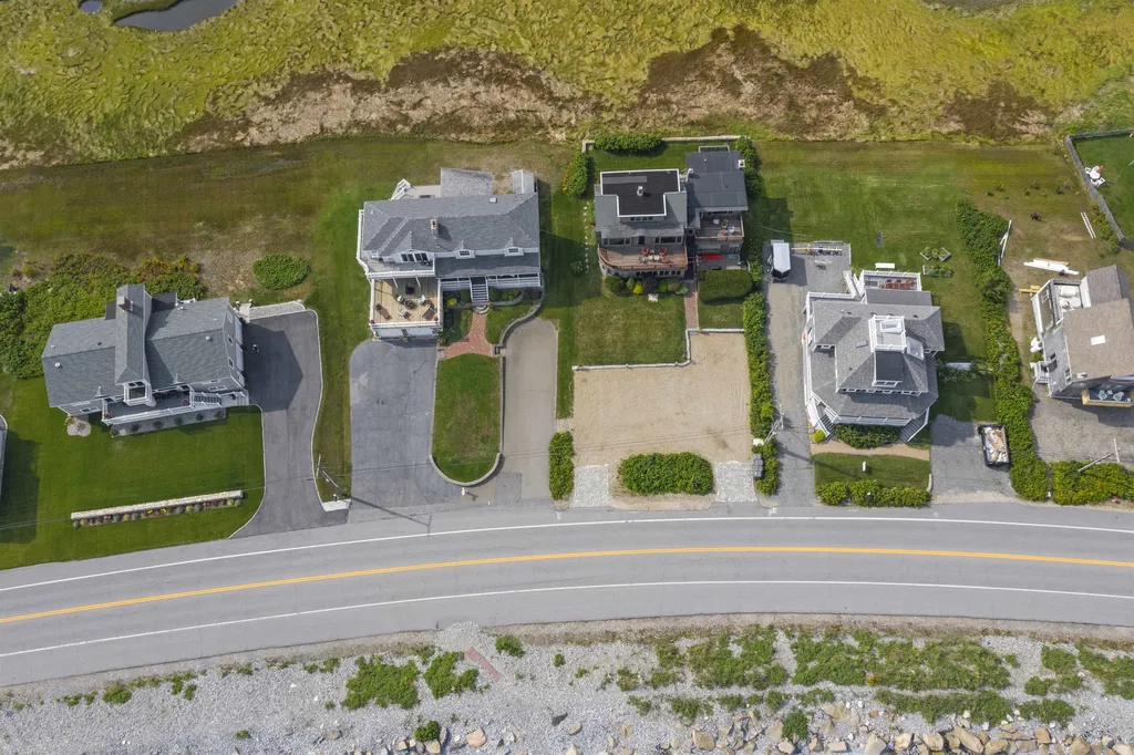 1631 Ocean Boulevard Rye NH 03870