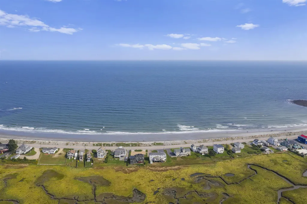1631 Ocean Boulevard Rye NH 03870