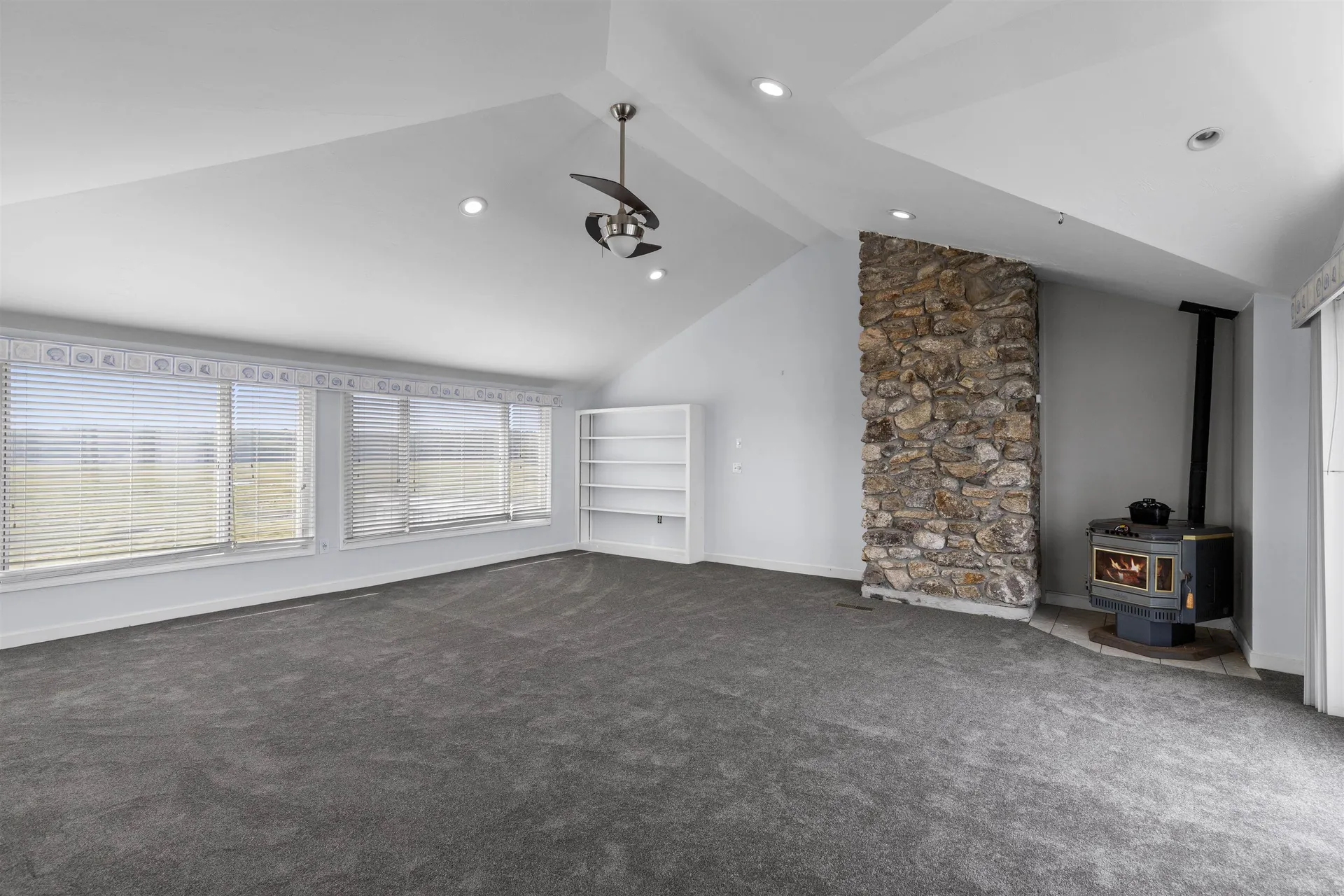 1631 Ocean Boulevard Rye NH 03870
