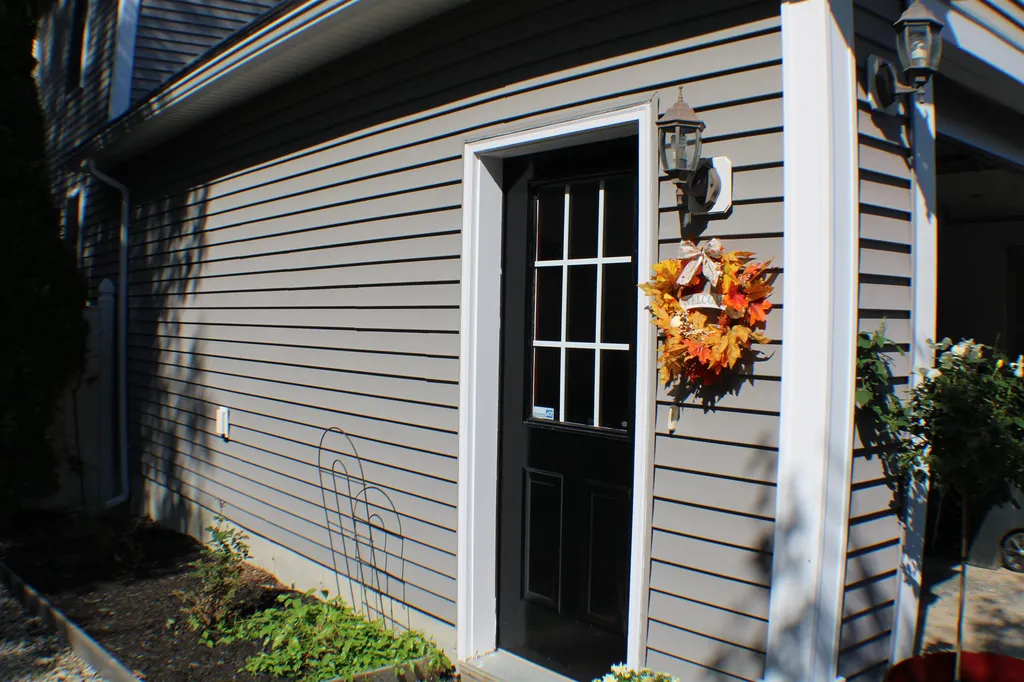 44 Autumn Lane Barrington NH 03825