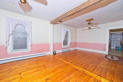 21 Spring Street Ashland NH 03217