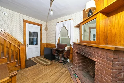 21 Spring Street Ashland NH 03217