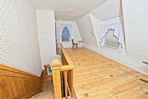 21 Spring Street Ashland NH 03217