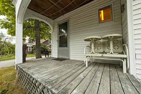 21 Spring Street Ashland NH 03217
