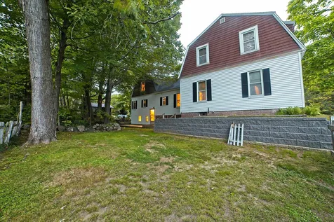 21 Spring Street Ashland NH 03217