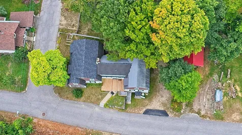 21 Spring Street Ashland NH 03217