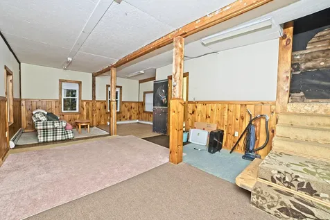 21 Spring Street Ashland NH 03217