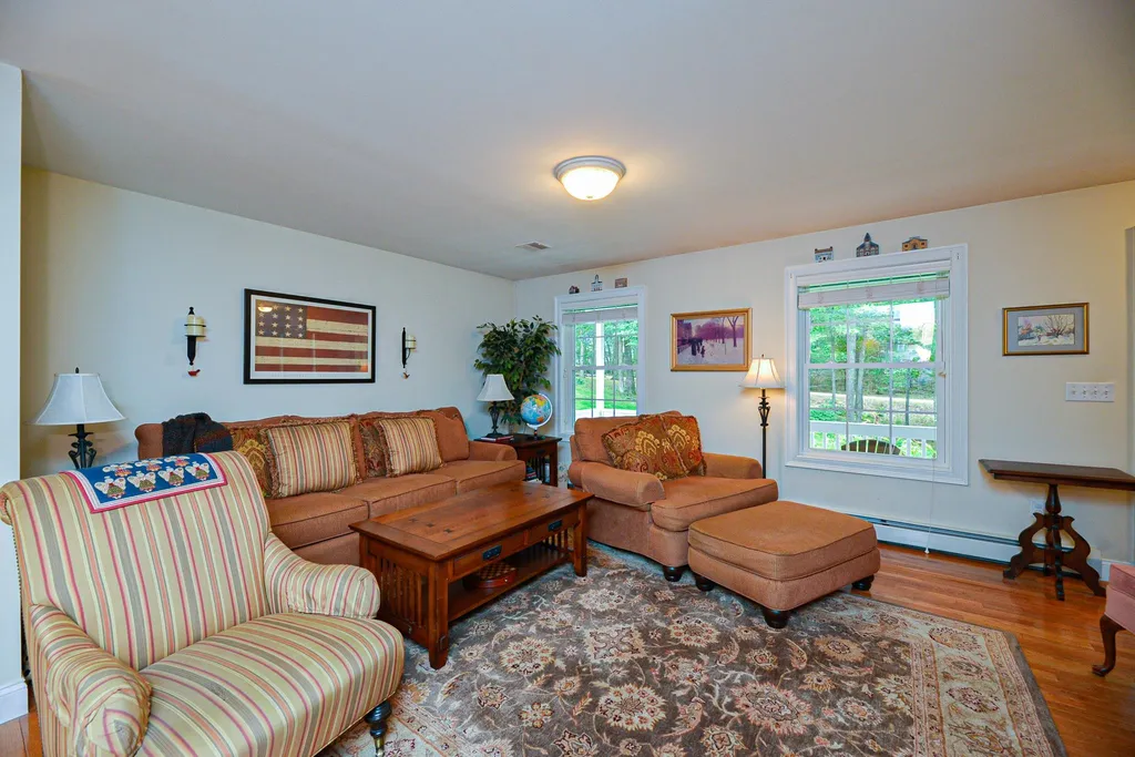 12 Oaklands Road Exeter NH 03833