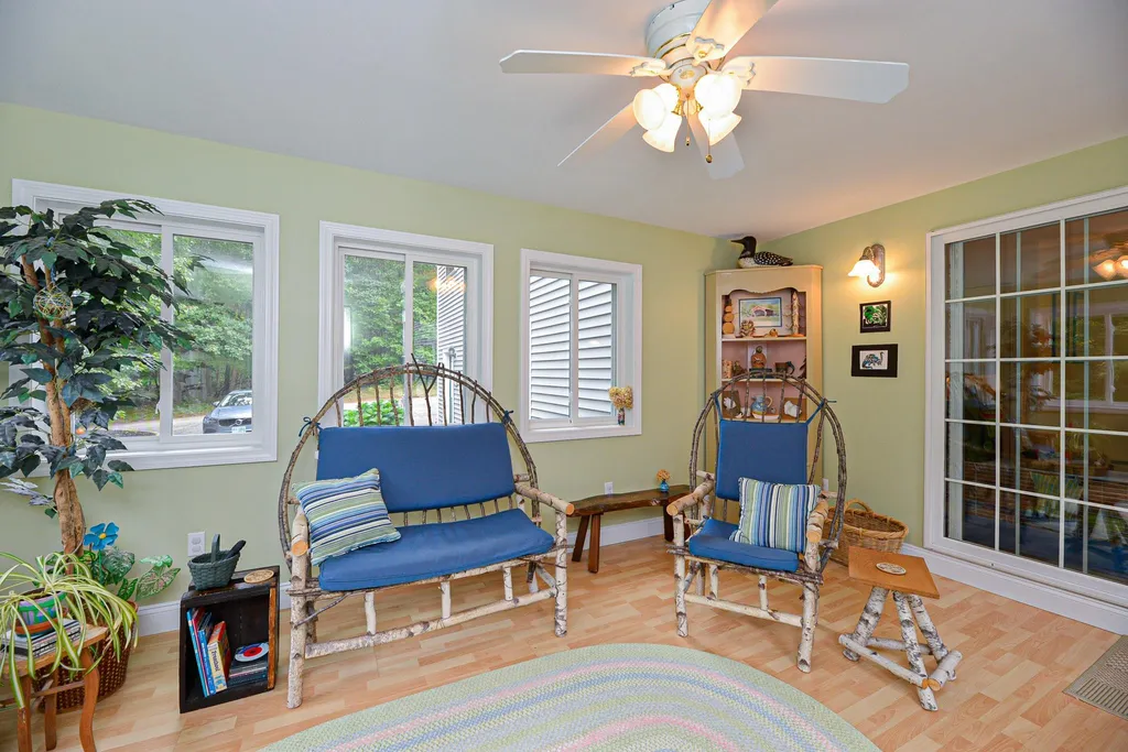 12 Oaklands Road Exeter NH 03833